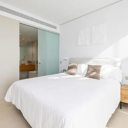 Higueron Med&sand 아파트